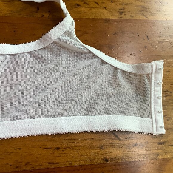 Bali Bra 50DDD Underwire White NWT - Picture 9 of 10